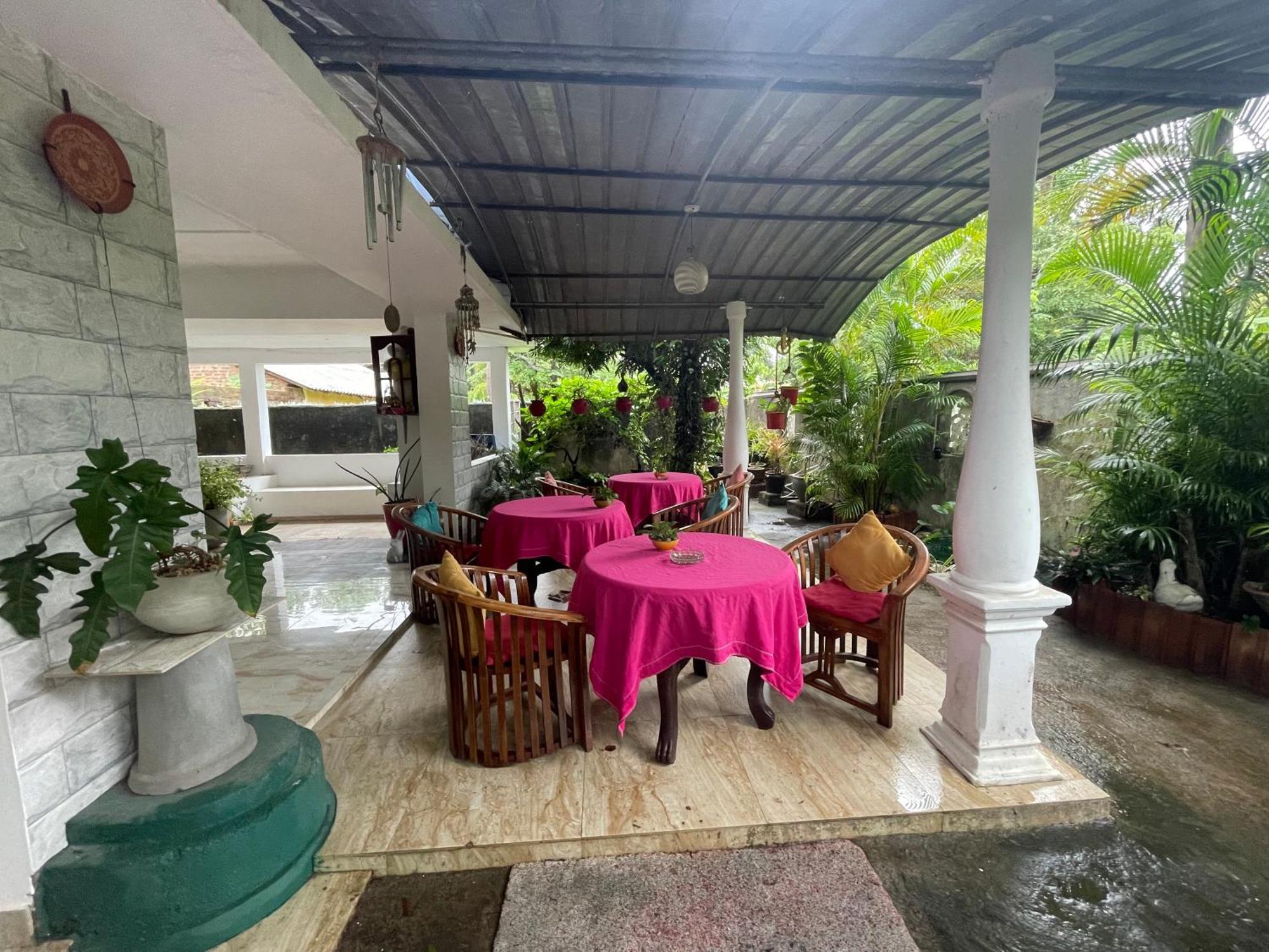 Rock Cascade Tourist Home & Cookery School Polonnaruwa Exterior foto
