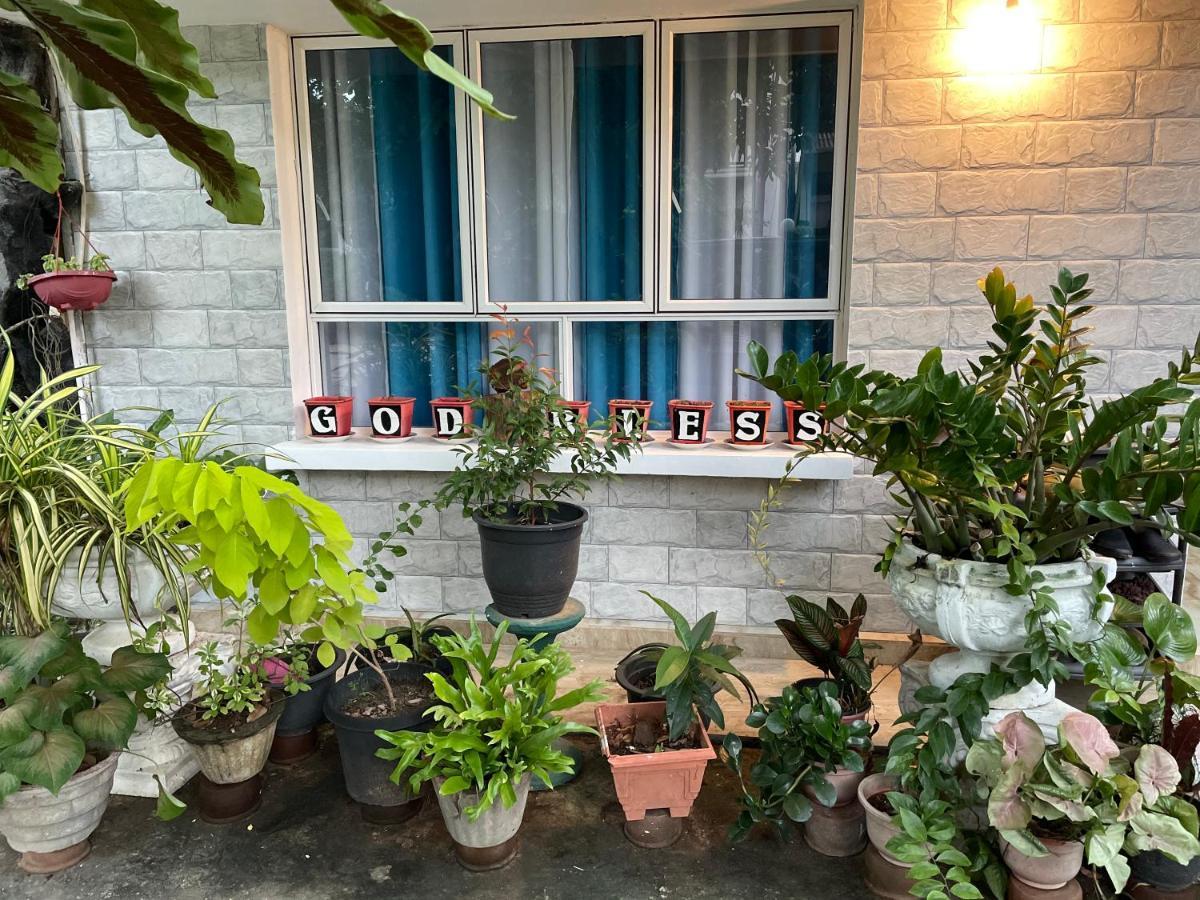 Rock Cascade Tourist Home & Cookery School Polonnaruwa Exterior foto