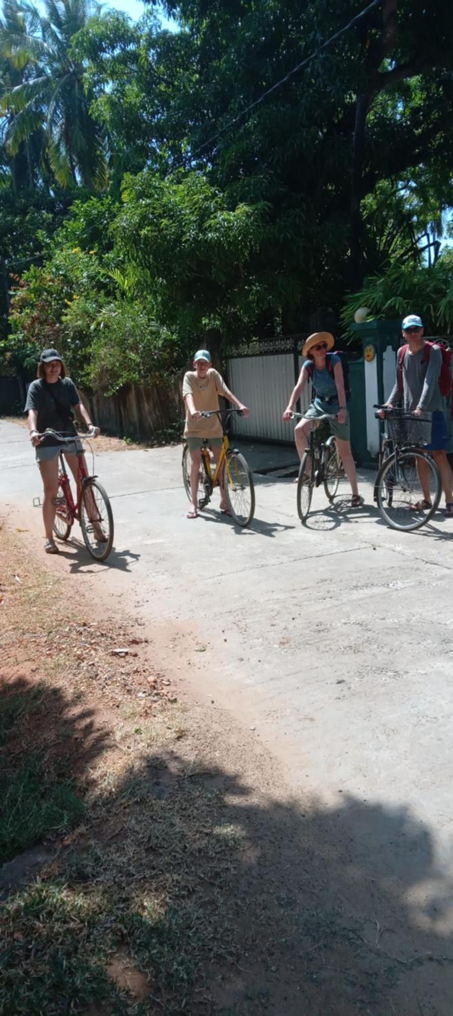Rock Cascade Tourist Home & Cookery School Polonnaruwa Exterior foto